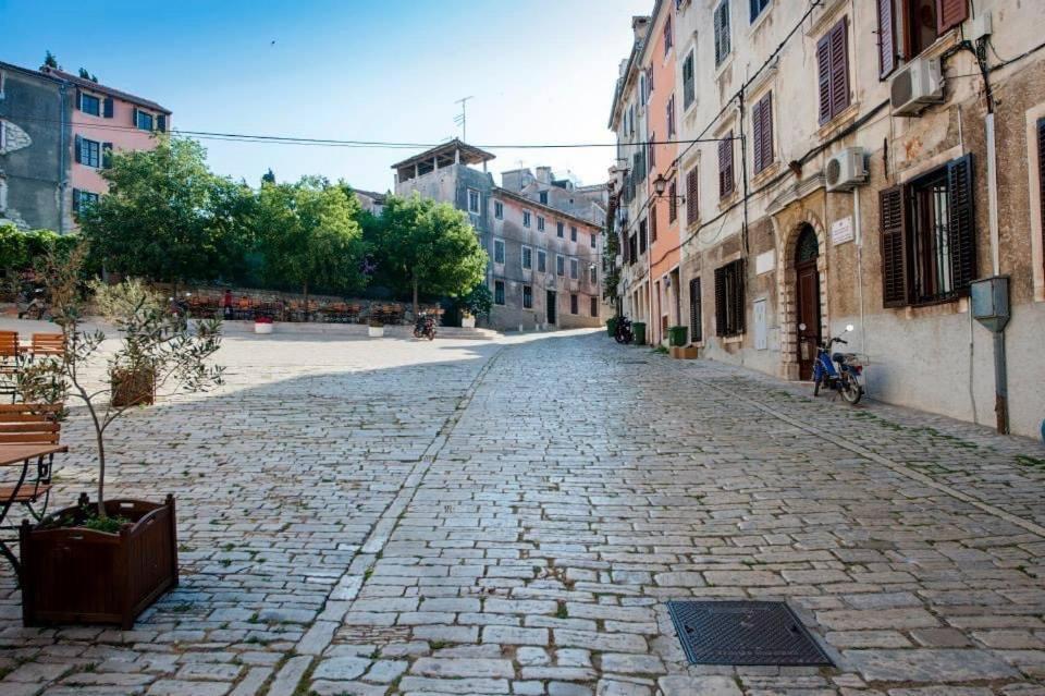 Apartman Puzzle Rovinj Exterior foto